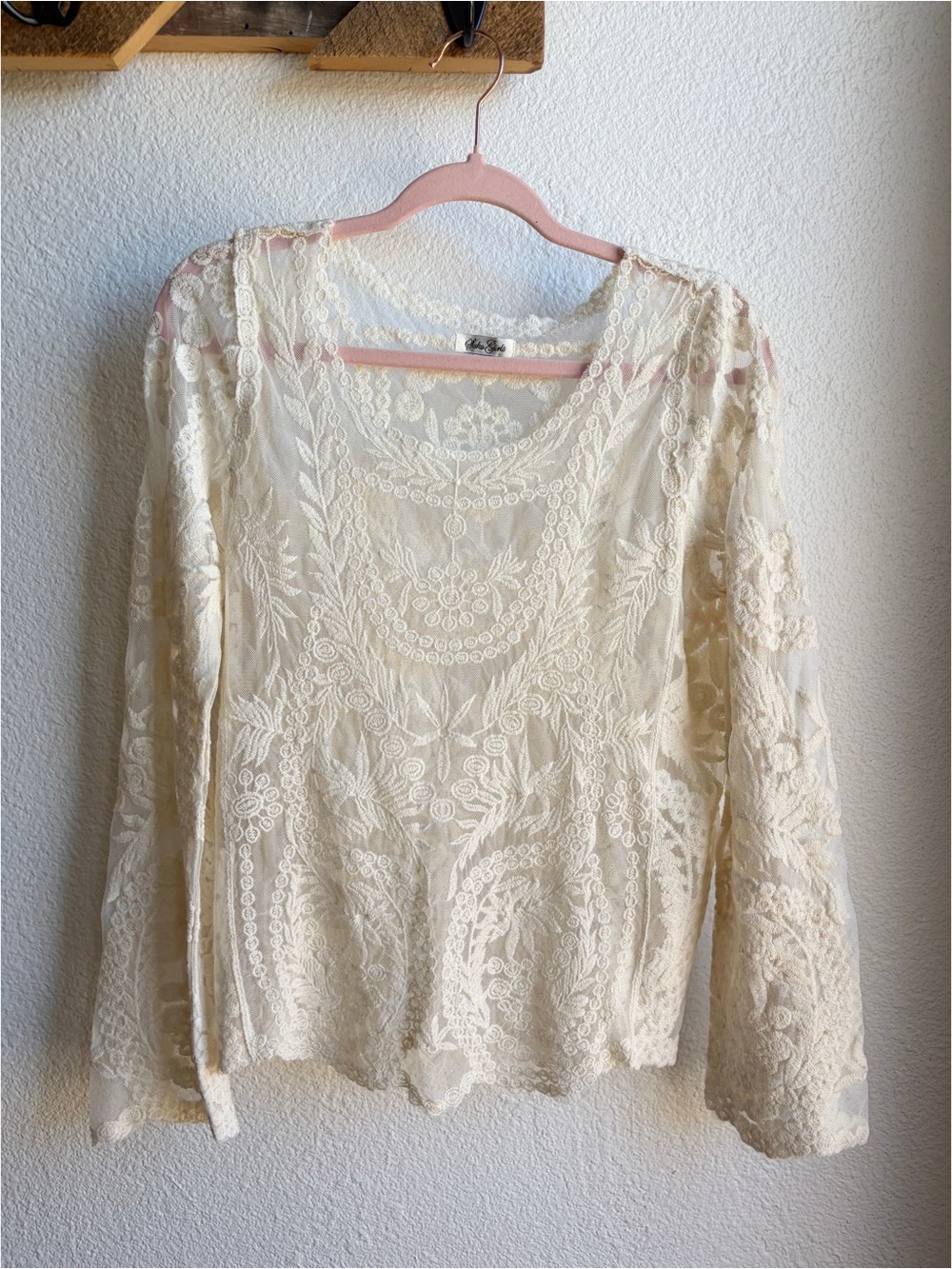 Soho Girls Sheer Ivory Lace Floral Embroidered Blouse OS - Picture 1 of 5